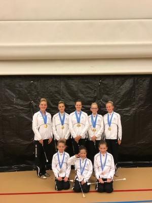 Achter: Rachel, Mireille, Demi, Rianne, Mayke Voor: Renske, Isa, Lianne Achter: Rachel, Mireille, Demi, Rianne, Mayke Voor: Renske, Isa, Lianne